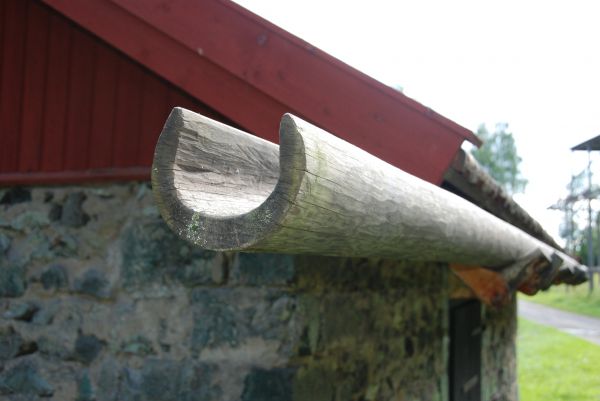 Cost of Wooden Gutter Repair in Tooele