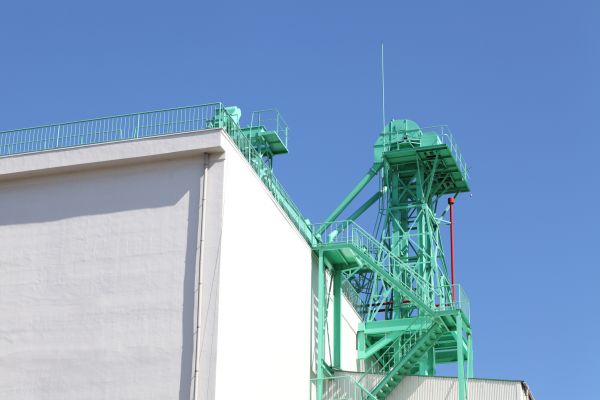 Cost of Industrial Gutter Installation in Tooele