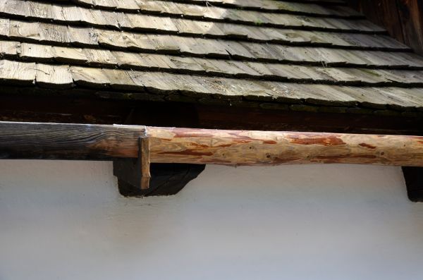 Cost of Wood Gutters Installation in Tooele